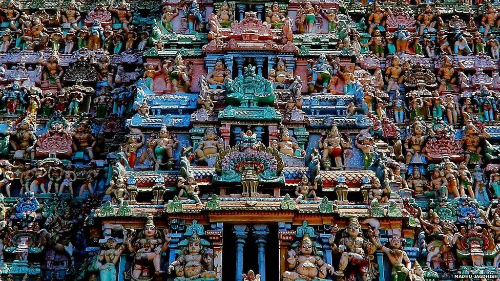 Sculptures in the Raja Gopuram