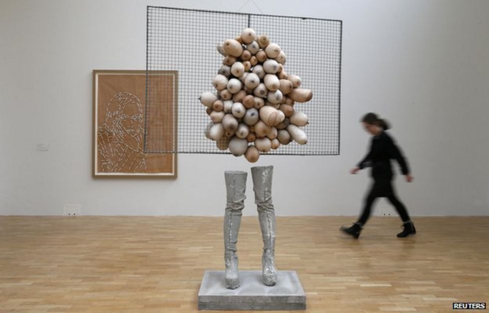 Sarah Lucas To Represent UK At 2015 Venice Biennale - BBC News