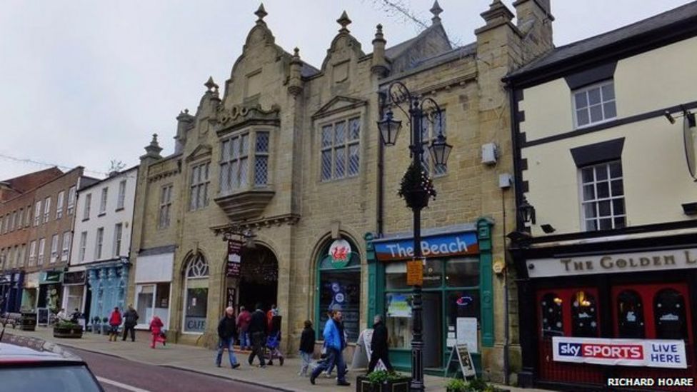 Wrexham's indoor markets in £3m transformation plan BBC News