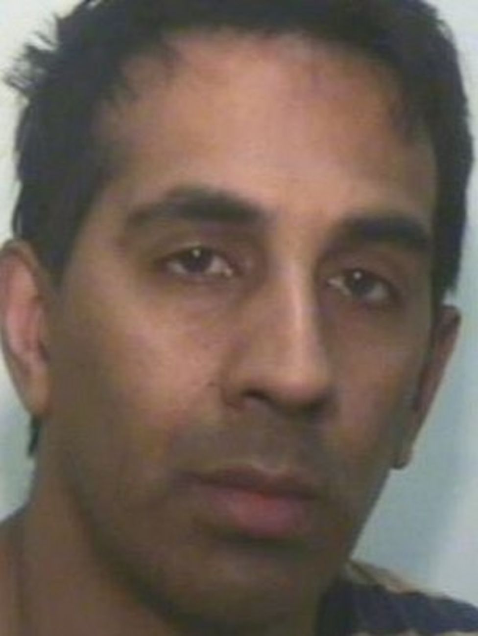 Rochdale Man Jailed For Grooming And Sexually Abusing Three Girls Bbc 4318