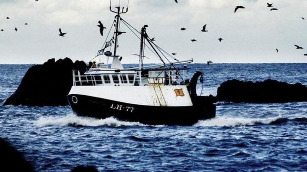 'Banking' fishing quotas agreed by EU - BBC News
