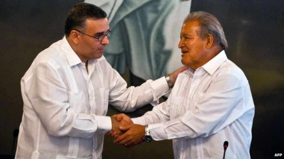 El Salvador corruption: 'New evidence' against ex-president - BBC News