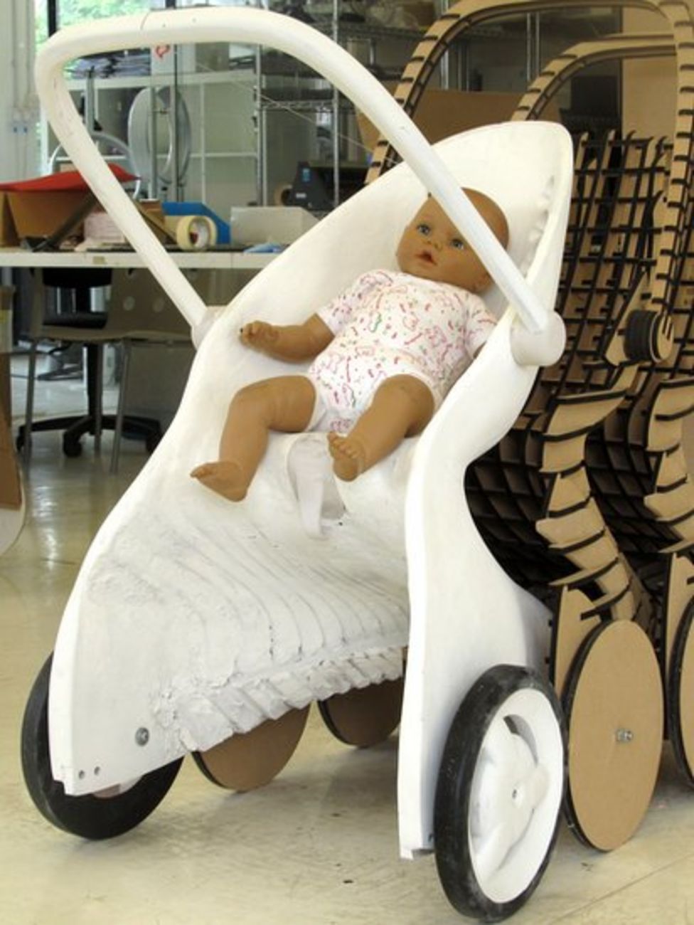 London designer makes 'Boris buggies' for babies BBC News