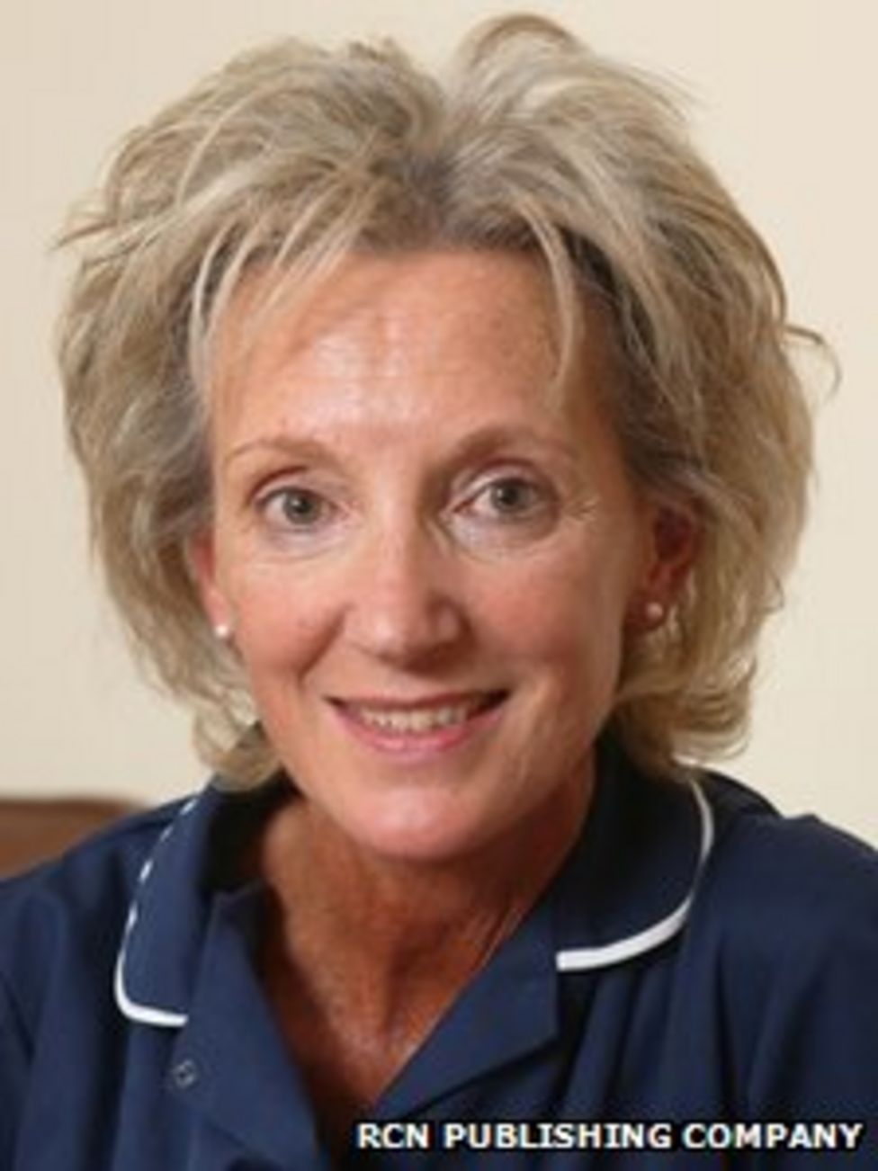Royal Shrewsbury Hospital Nurse Earns Award For Cancer Victim Help Bbc News