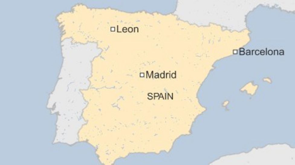 Spanish politician Isabel Carrasco shot dead in Leon - BBC News