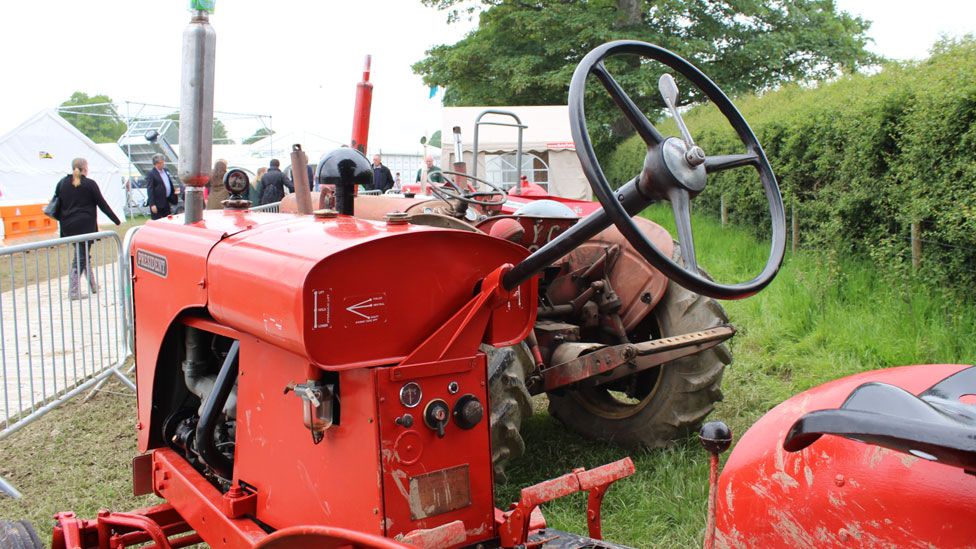 Tractor