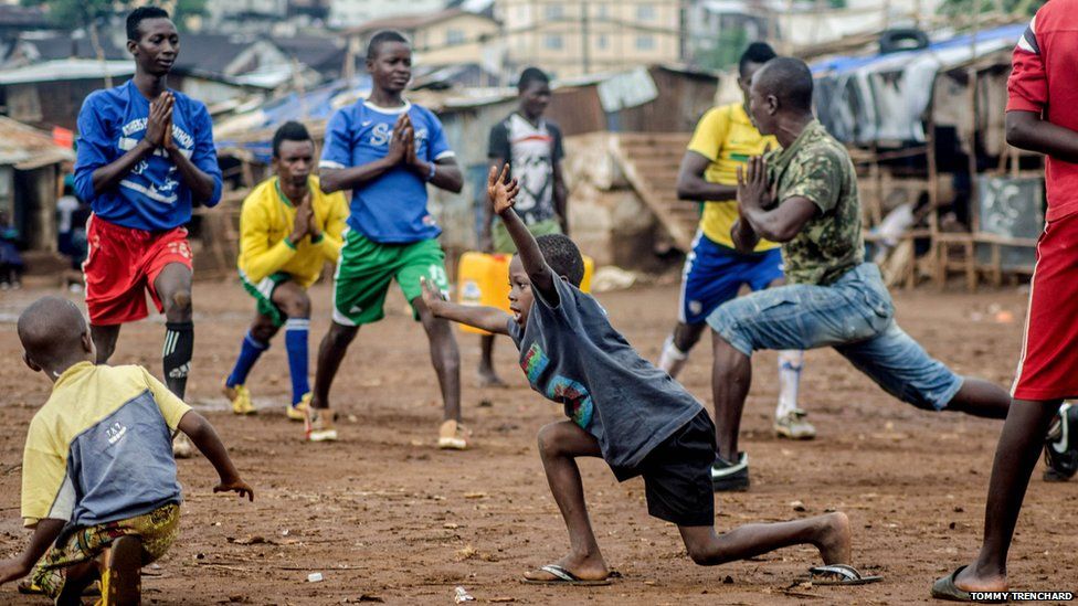 In Pictures Yoga In Sierra Leone Bbc News
