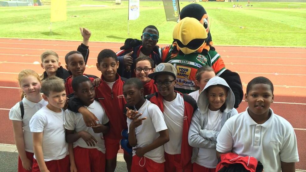 In pictures Queen's Baton Relay visits Leeds BBC News