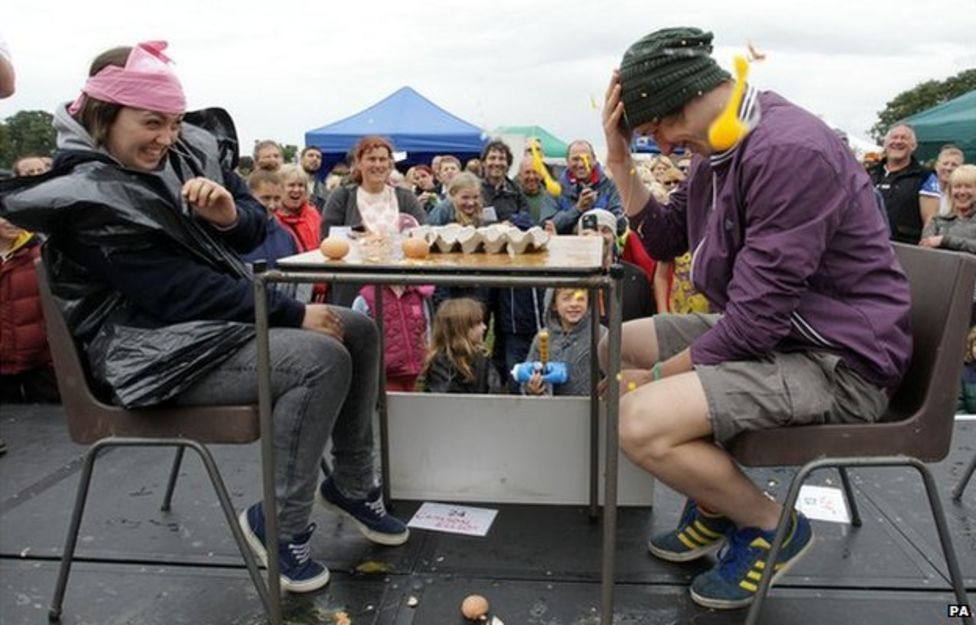 World Egg Throwing Championships won by England BBC News