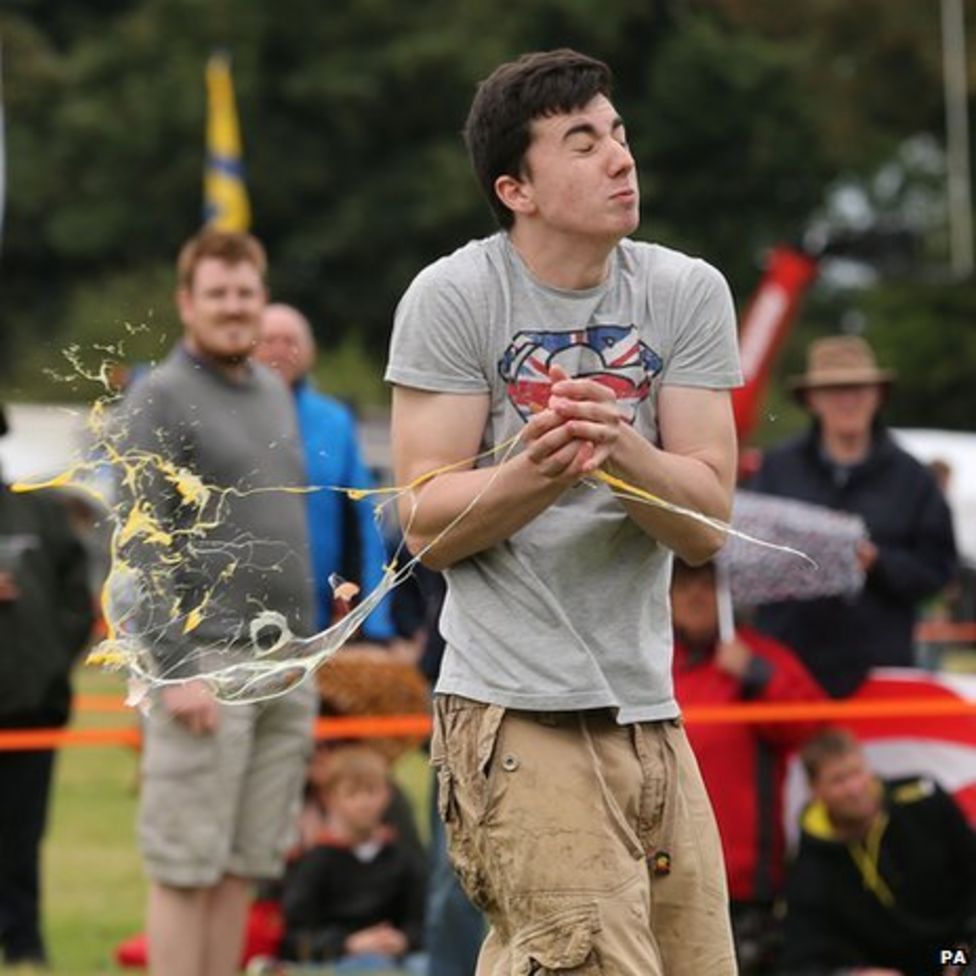 World Egg Throwing Championships Won By England Bbc News