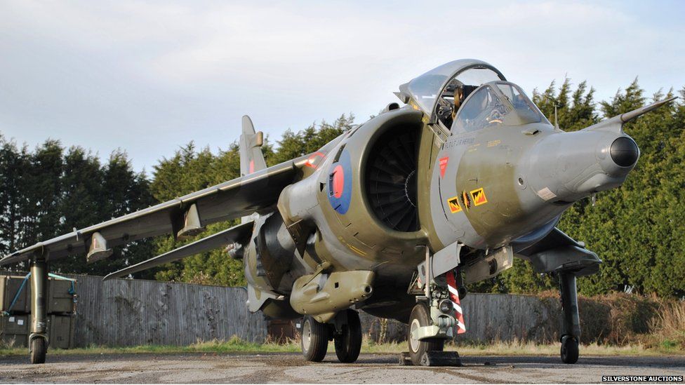 1976 Hawker Siddeley Harrier GR3 jump jet