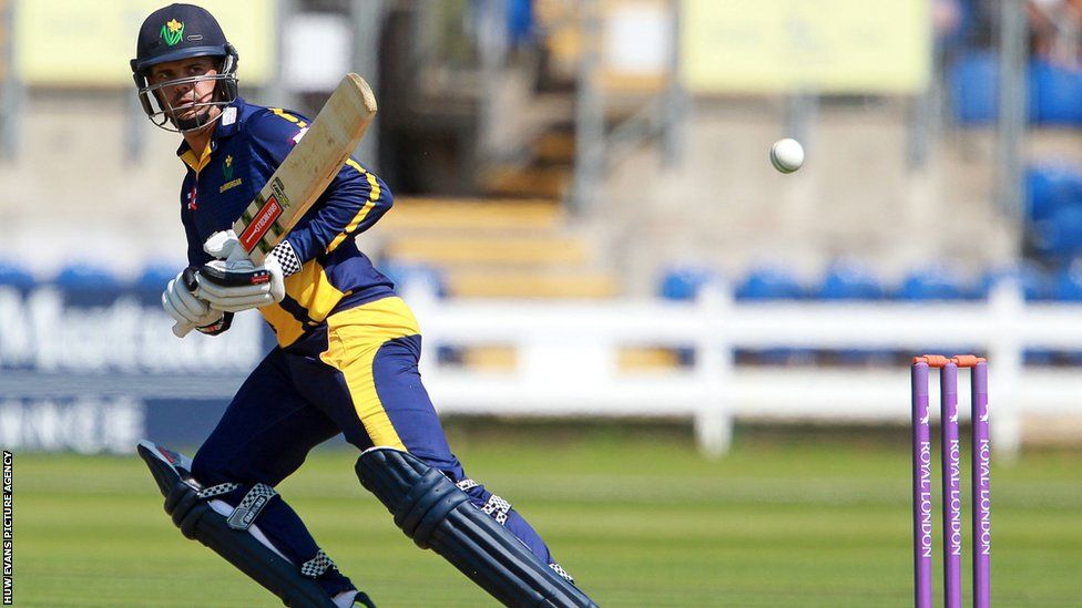 Jacques Rudolph contributed 61 runs in Glamorgan’s seven-wicket One-Day Cup victory over Middlesex.