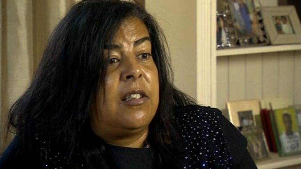 Ex-policeman on Azelle Rodney murder charge - BBC News