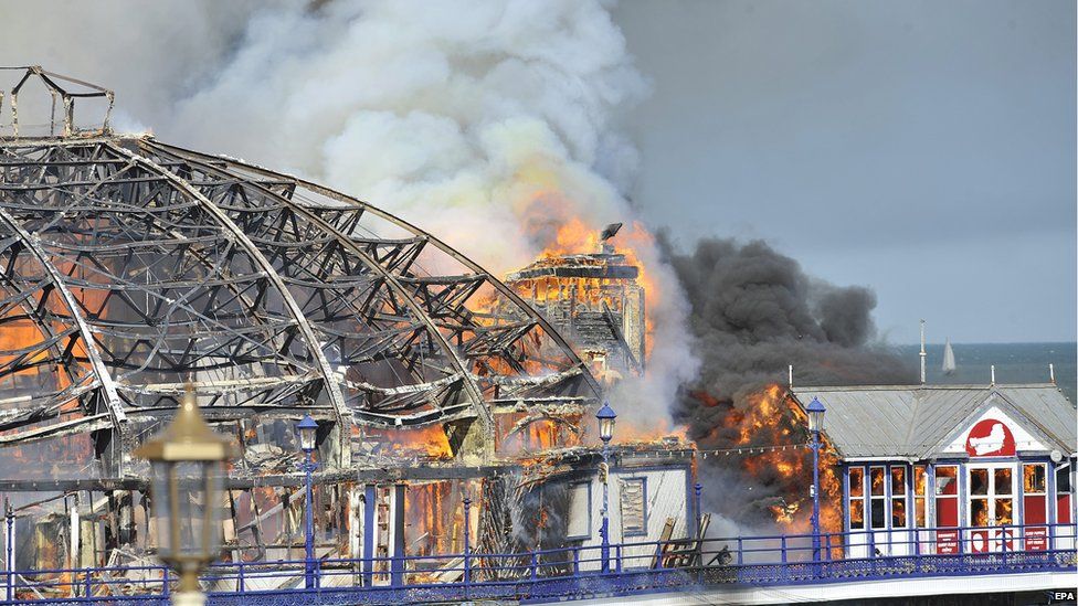 Eastbourne pier on fire