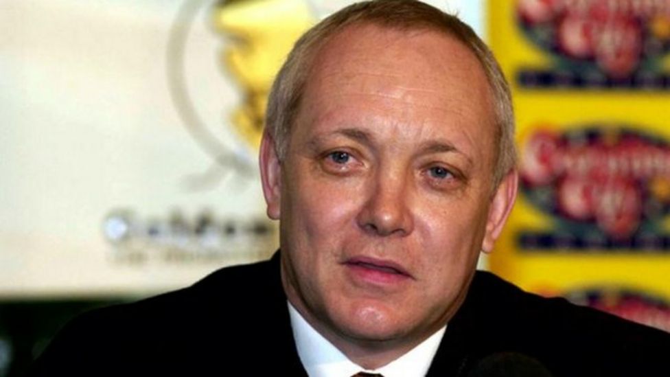 Boxing Promoter Frank Maloney Reveals Gender Reassignment Bbc News 5965