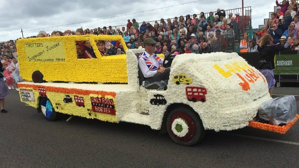 Thousands enjoy Jersey Battle of Flowers BBC News