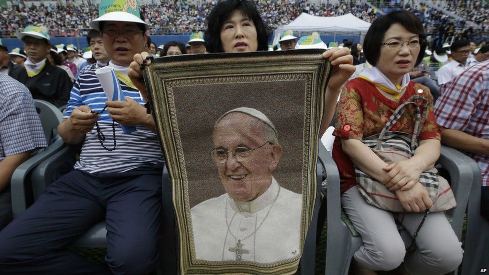 In pictures Pope Francis in South Korea BBC News