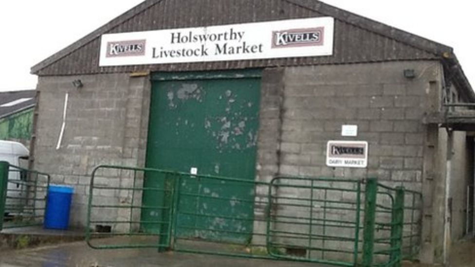 Last auction held at Holsworthy Market BBC News