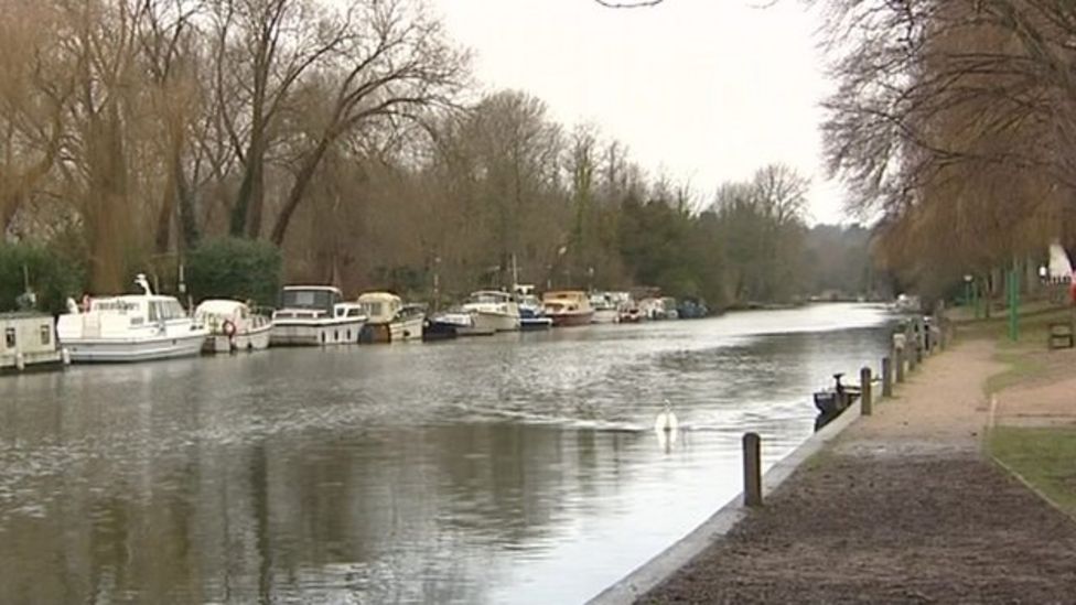 Thorpe St Andrew to Whitlingham ferry to relaunch after 70 years BBC News