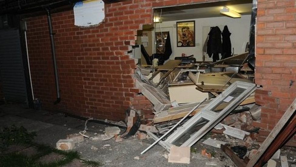 Ashton under Lyne Jewellery shop ram raid gang jailed BBC News