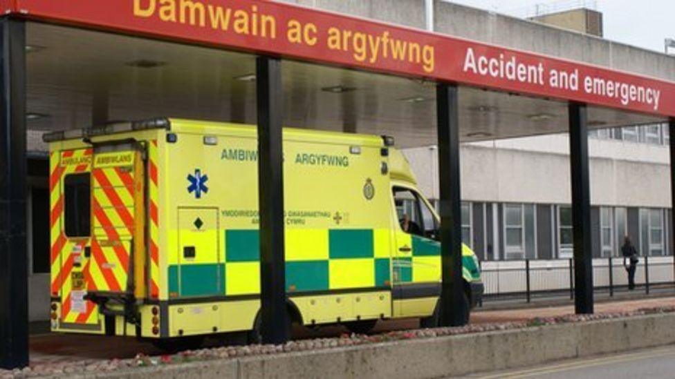 Work starts on new wards at Glan Clwyd Hospital - BBC News