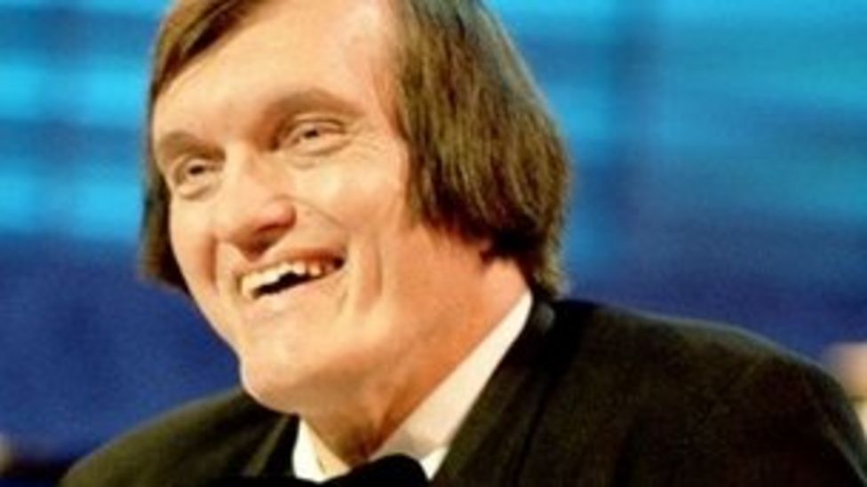 Richard Kiel James Bond Villain Jaws Actor Dies At 74 Bbc News 2533