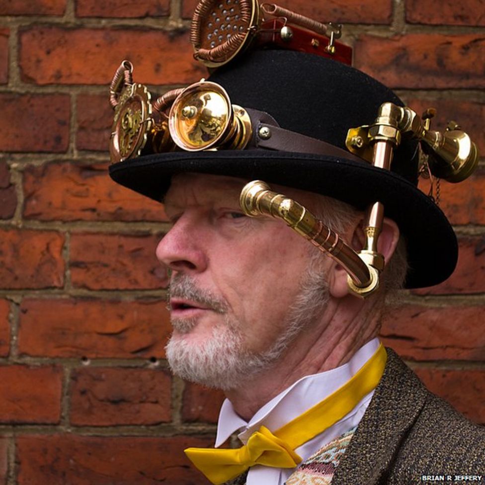 Hundreds attend Europe's largest steampunk festival in Lincoln - BBC News