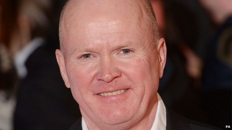 Steve McFadden accepts News of the World damages BBC News