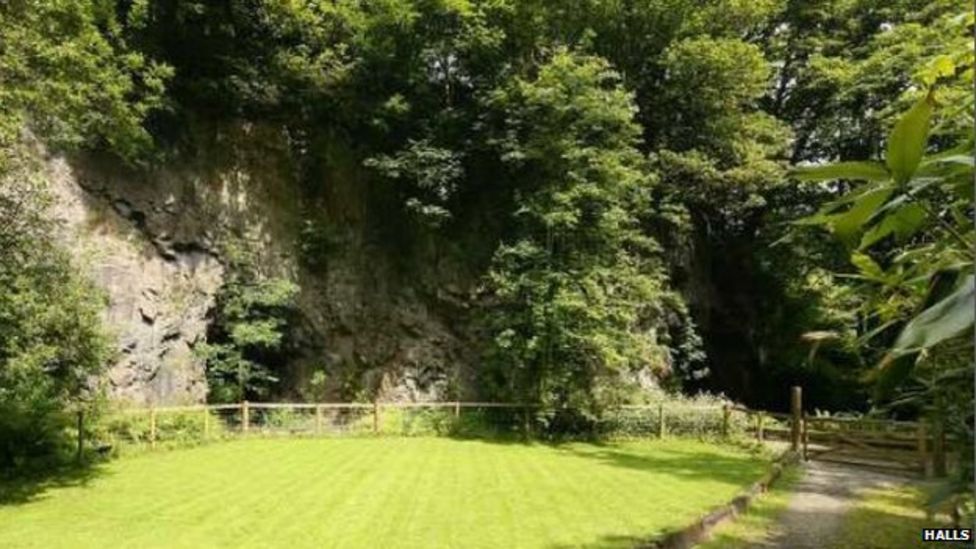 Glyn Ceiriog cottage for sale complete with a cave BBC News