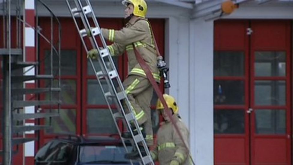 West Sussex Fire Service Cuts Approved To Save £1 6m Bbc News