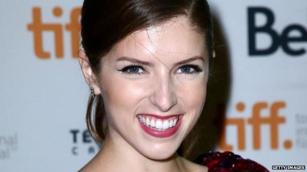 Third batch of naked celeb photos leaked - BBC News