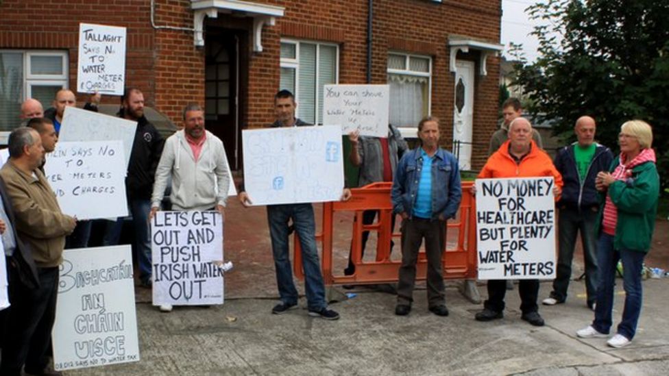 Water charges Almost 100 protests across Republic of Ireland BBC News