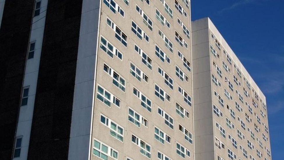 Ministers 'should have tackled housing benefit fraud sooner' BBC News