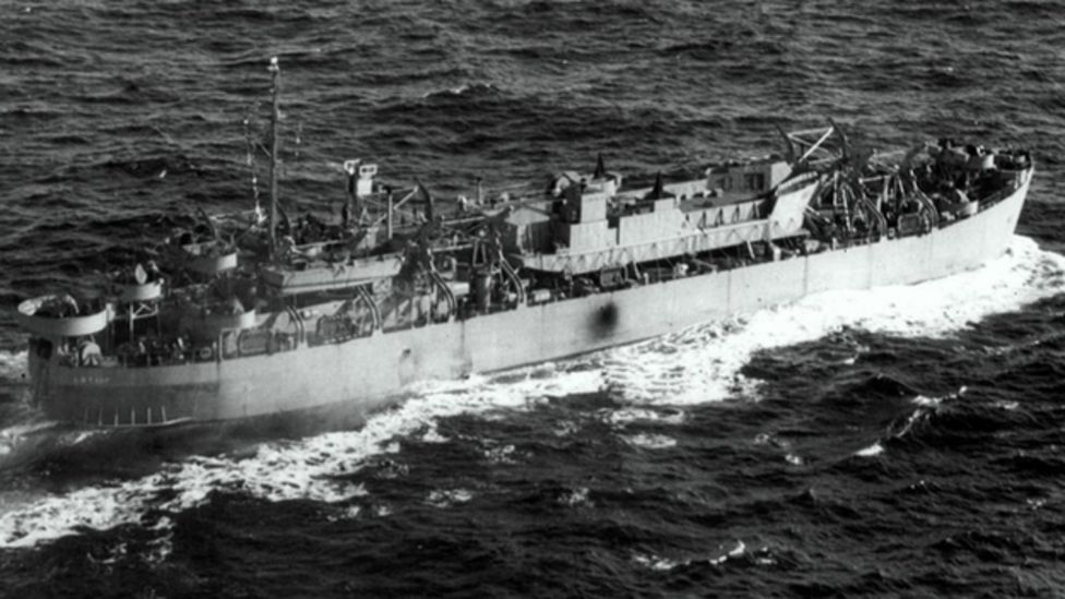 WW2 Survivors' tales of covered up disaster BBC News