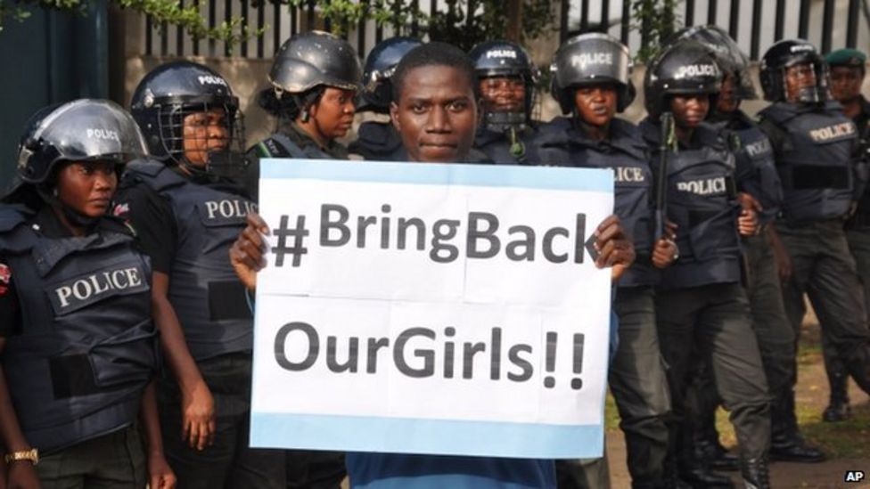 Nigeria's Boko Haram 'abducts more women and girls' - BBC News