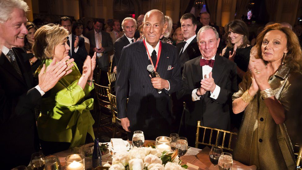 Oscar de la Renta at Carnegie Hall with former President Bill Clinton, former Secretary of State Hillary Rodham Clinton, former New York Mayor Michael Bloomberg and fashion designer Diane von Furstenberg at the 2014 Medal of Excellence Gala in New York