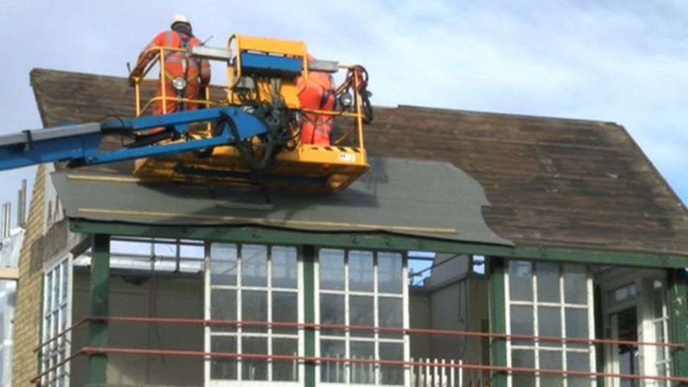 Work starts to dismantle Victorian signal box in Deeping St James - BBC ...