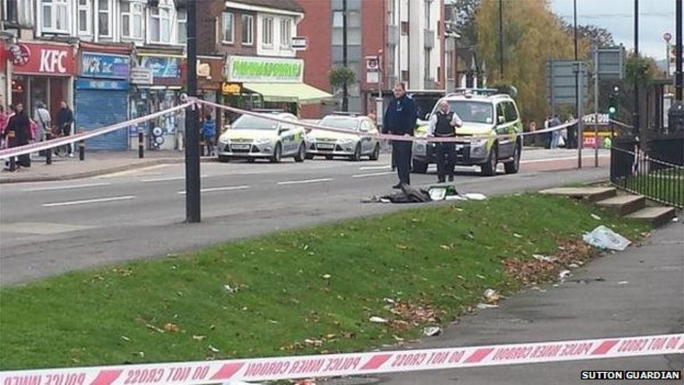 Teenager stabbed on bus in Sutton BBC News