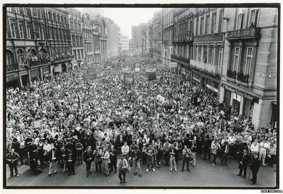 Demo in support of Labour council 1985
