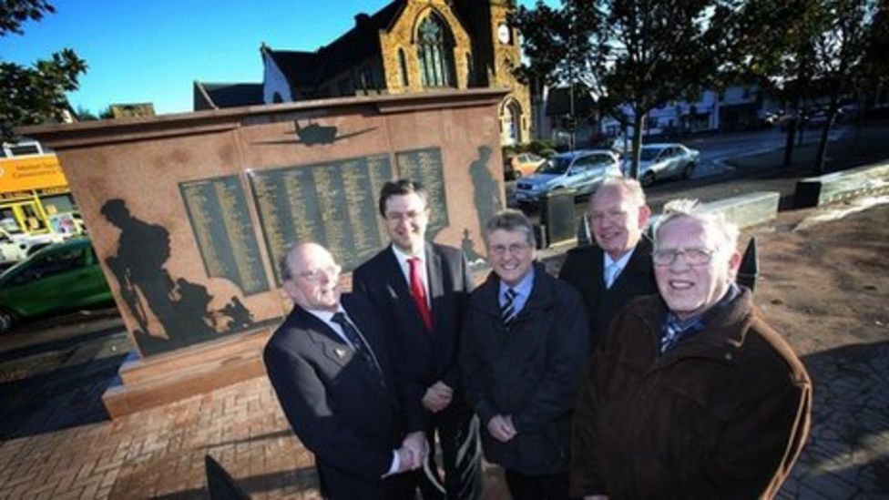 ChesterleStreet war memorial focus of Remembrance Day BBC News