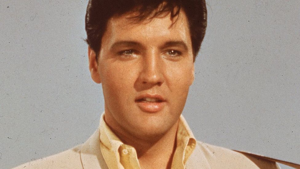 Elvis Presley's first recording sells for 300,000 BBC News