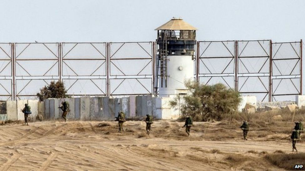 Gaza man shot dead near Israel border, Palestinians say - BBC News