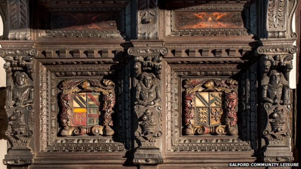 'Oldest' bed returns to Ordsall Hall in Salford BBC News