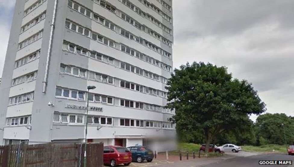 Probe after Smiths Wood flats lose heating on Christmas Day BBC News