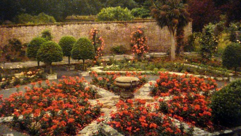 Mount Stewart estate land bought by National Trust BBC News