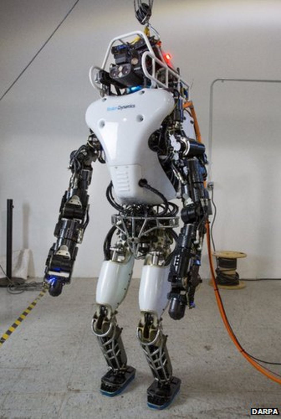 Google's Atlas robot severs its power cord - BBC News