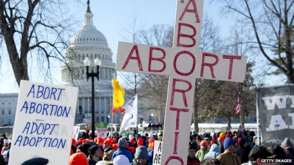 Abortion fight: House Republicans accused of 'incompetence' - BBC News