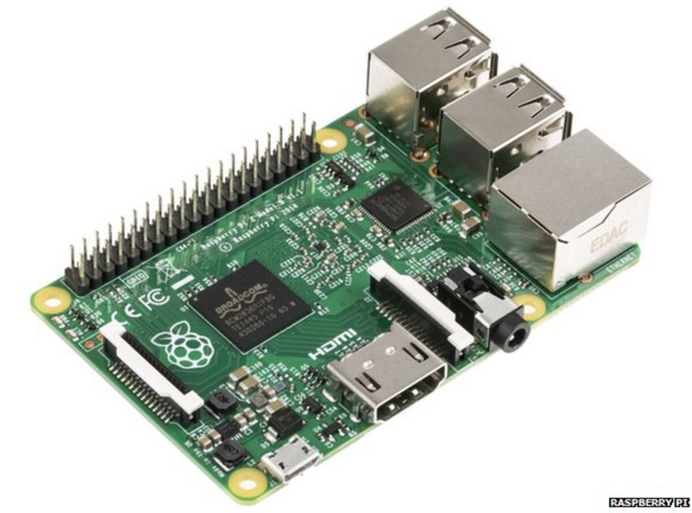 Raspberry Pi 2 unveiled with faster processor and more memory - BBC News