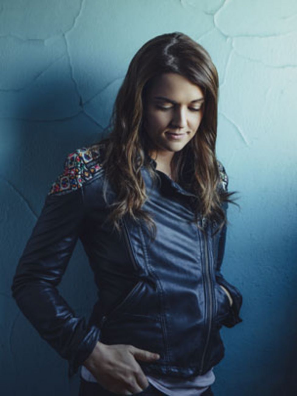 Brandi Carlile finds her rock and roll voice BBC News