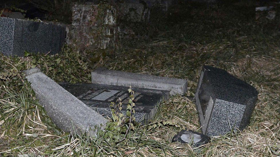 Vandalised Jewish gravestones in Sarre-Union, Bas-Rhin, France (15 Feb)